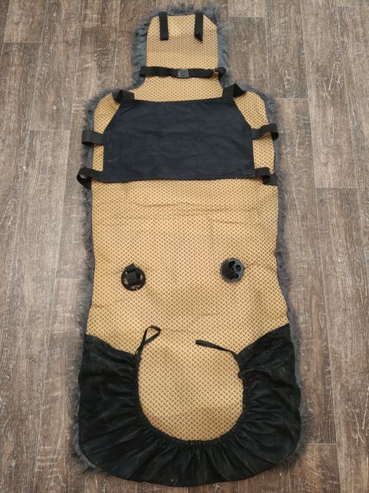 Меховые авточехлы.