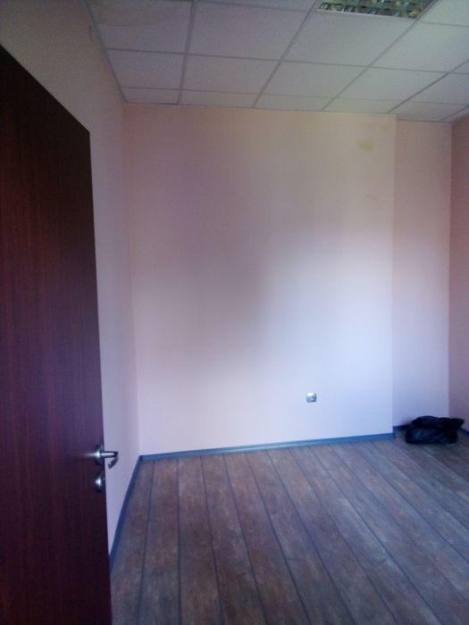 Дава се под наем Магазин в Дупница - 70 кв.м за 244.8 € - Снимка #5