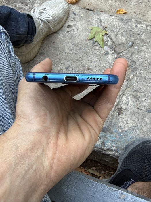 Huawei p20 . 4/64