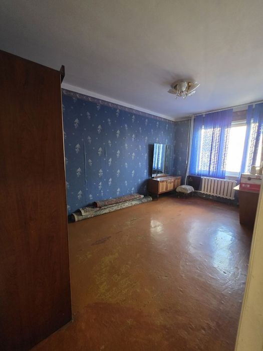 Продается 4 комнаты