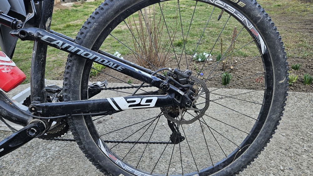 Vand sau Schimb bicicleta cannondale  scalpel 29