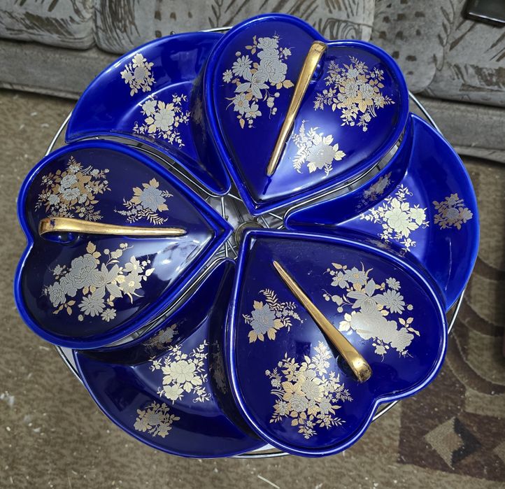 Продам сервис для салатов