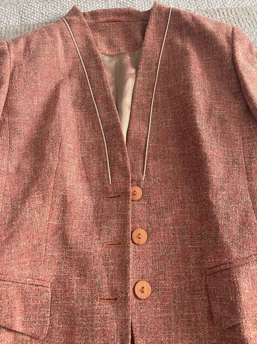 Costum de dama subtire