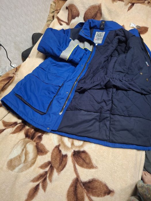 Рабочий одежда в хорошем состоянии