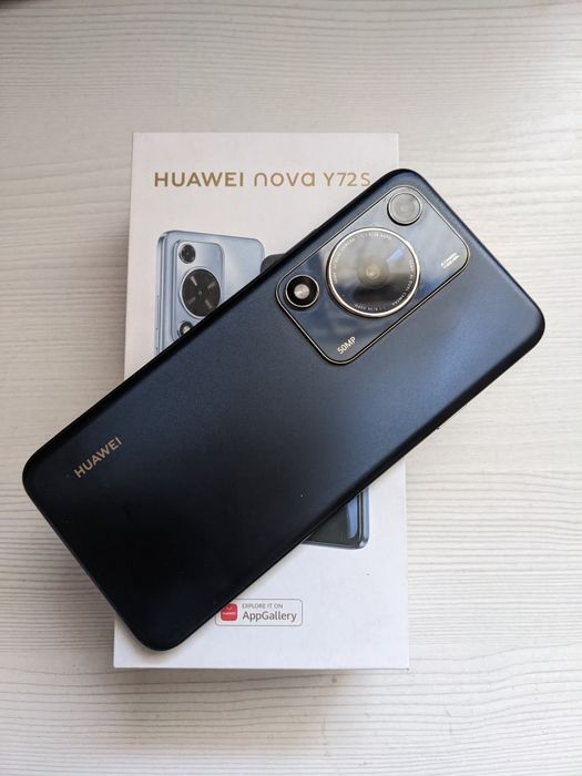 Huawei Nova Y72s 128gb ram 8+3gb