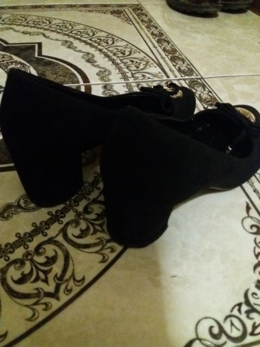 женские туфли из нубука