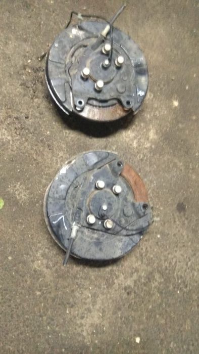 ступица задняя лансер 10