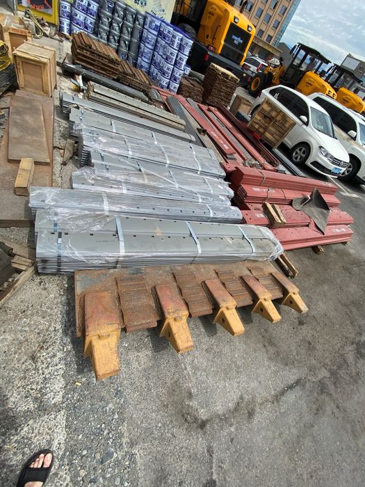 Запчасти экскаватор грейдер каток погрузчик