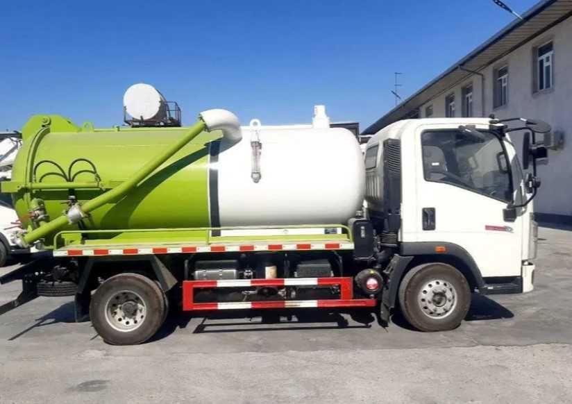 Howo ассенизатор 5 куб: 515 000 000 сум - Спецтехника Ташкент на Olx