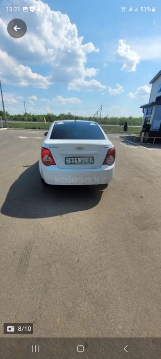 Продам легковую машину