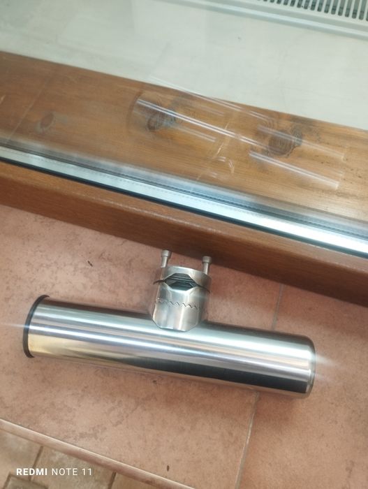 Vând 3 suporți de inox pentru lansetă, barcă ,120 lei buc