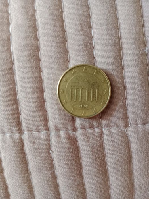 Монета евро цент