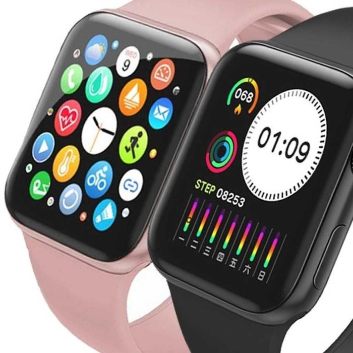 Смарт часовник в три цвята