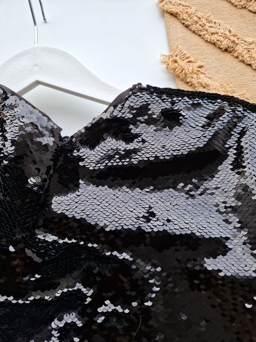 Платье коктейльное