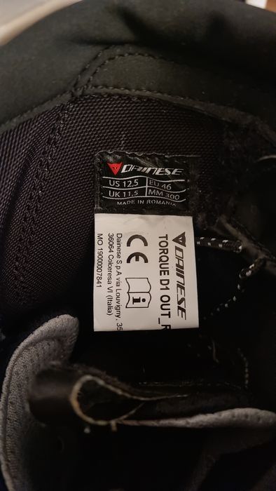 Dainese Torque 3 Out - cizme moto Negru/Alb/Roșu