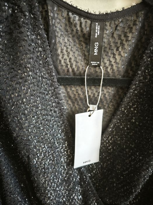 Черна рокля Mango