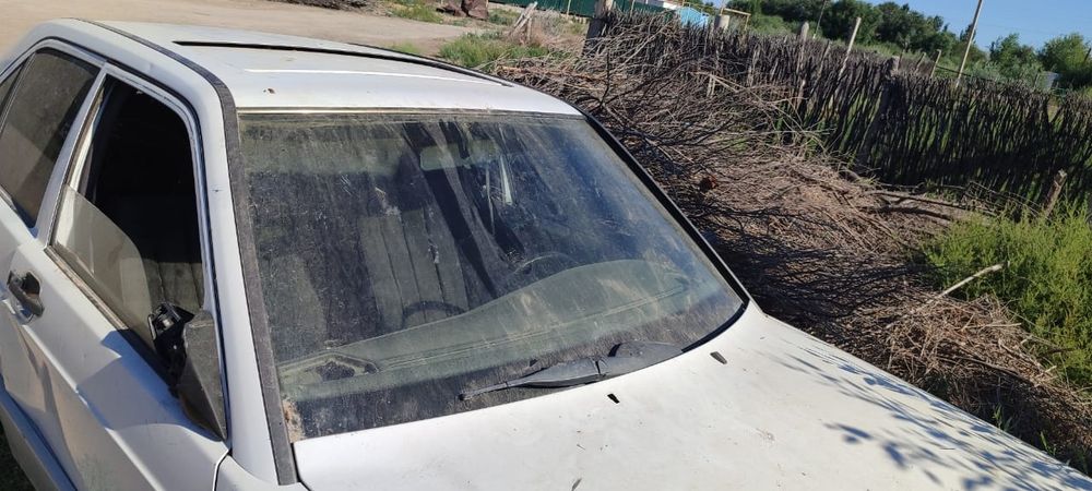 Мерс 190 розбор мерс фар  паркоп