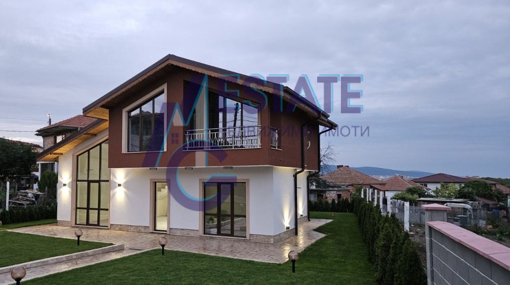 Продава се Къща в с. Тънково, Област Бургас - 164 кв.м за 1433 €/кв.м - Снимка #2