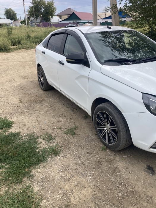 Продам Лада Веста 2017 года!
