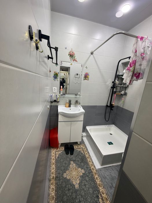 Паркентский рынокПродается квартира срочно 2/1/9 84000$