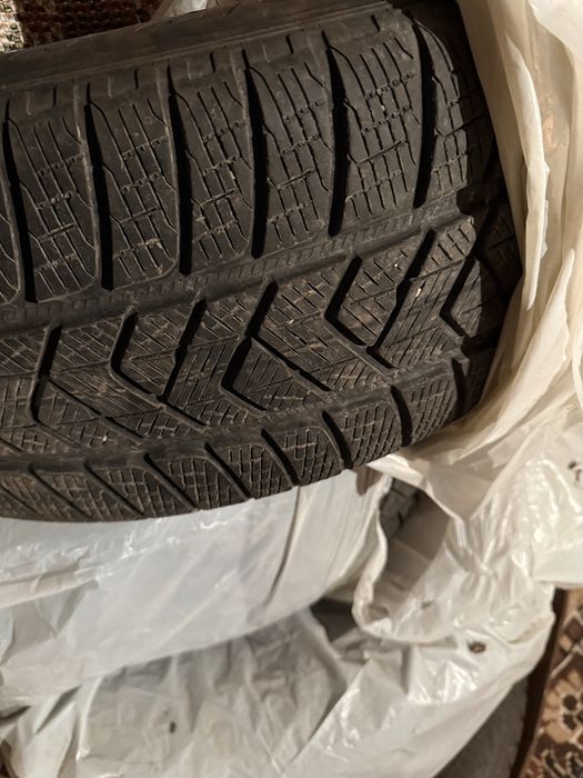 Зимни гуми за SUV pirelli scorpion 235/55/19
