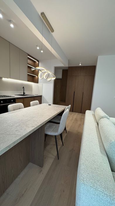 Apartament 2 camere de închiriat