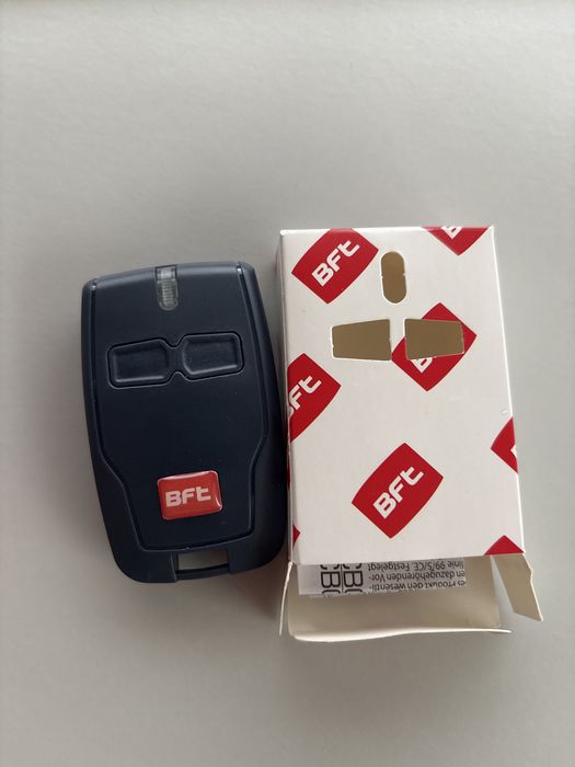 Telecomanda Garaj/Poarta BFT (MITTO 2/4)