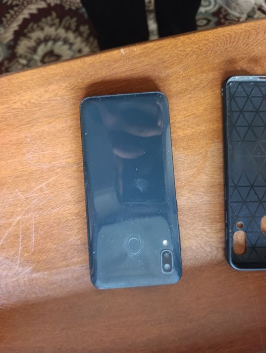 Samsung A20 32gb 3gb