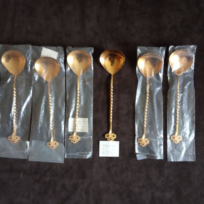 Ложки позолоченные 22 штуки