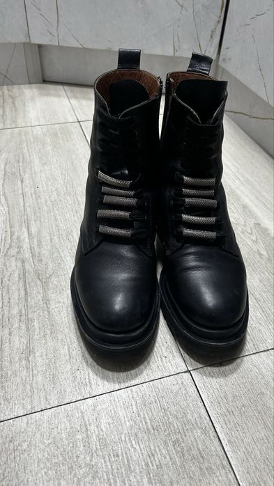 Зимние кожаные ботинки