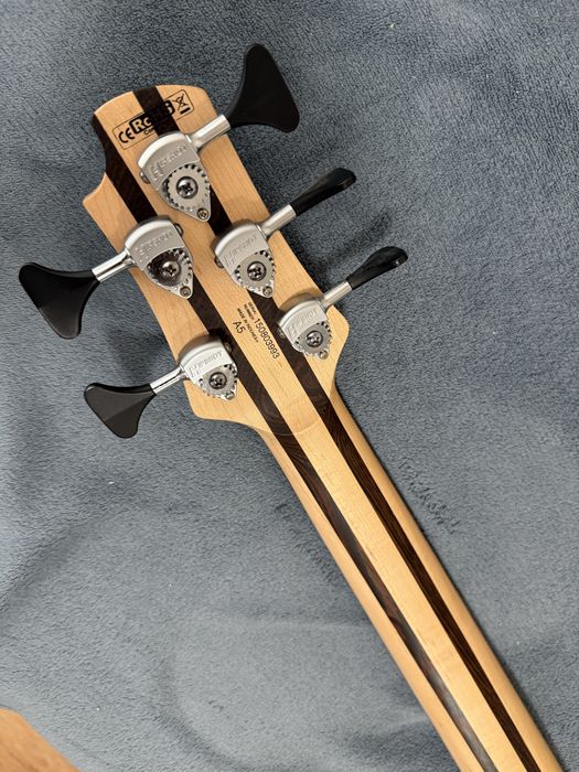 Бас китара Cort Artisan 5 Plus