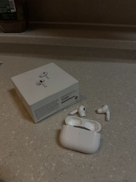 Air pods pro 2 .