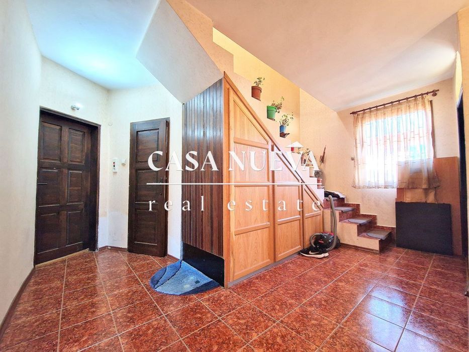 Къща в гр.София, гара Волуяк