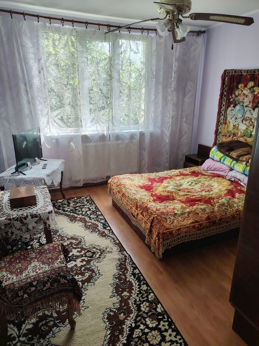Vând apartament 2 camere, zonă ultracentrală