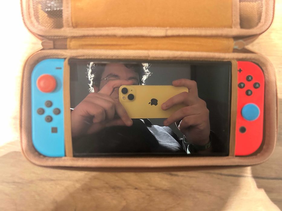 Nintendo Switch OLED + игры