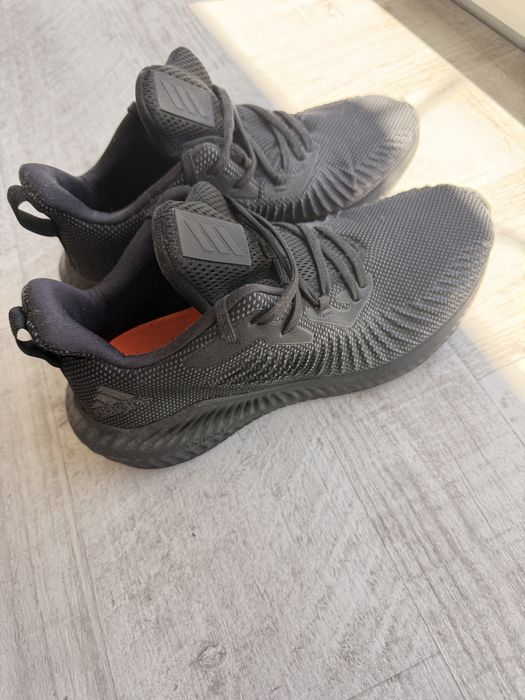 Adidas черни маратонки