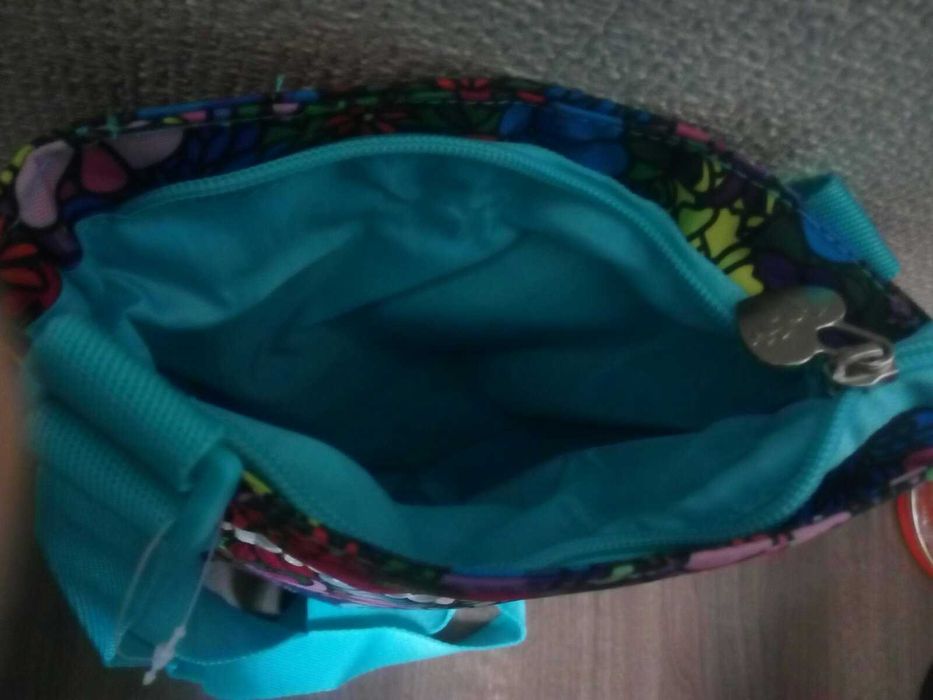 Нови детски  чантички Hablando Sola и Дънкова с дълга дръжка.