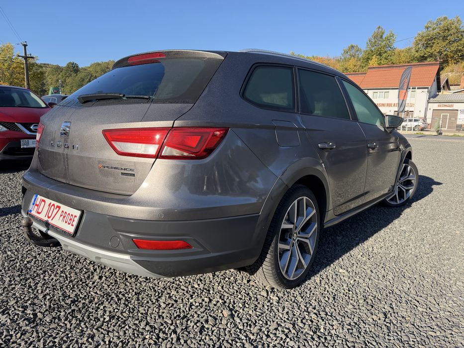 SEAT Leon 2015 — imagine 3