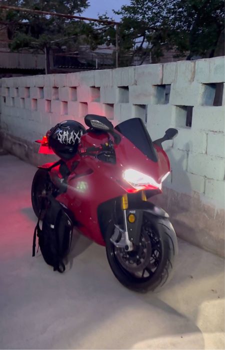 Moto DUCATI 1199