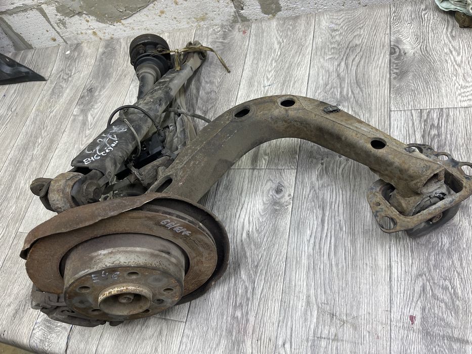 Ступица на Bmw E 46 с Германии оригинал.