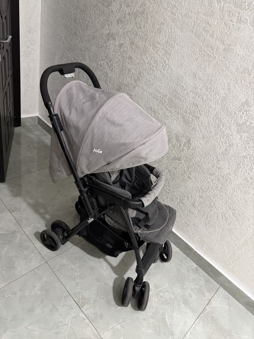 Коляска детская joie