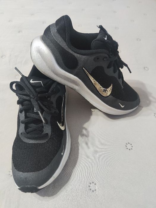 Оригинални летни маратонки Nike