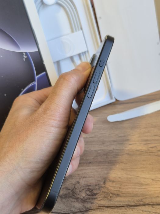 IPhone 16 pro max 256gb black E-sim