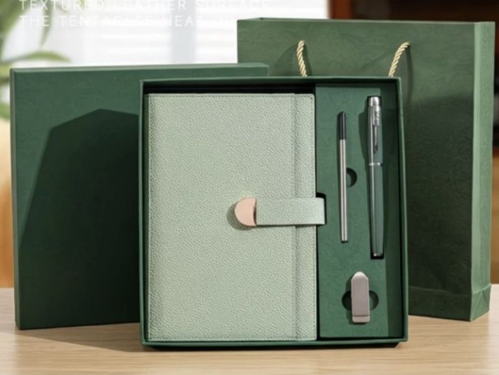 подарки на 7 май именные блокноты