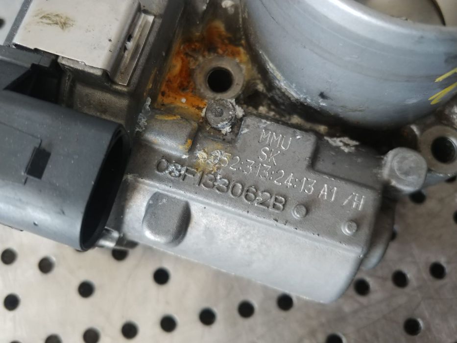 clapeta acceleratie 1.4tsi cpw audi a3 8v vw golf 7 03f133062b