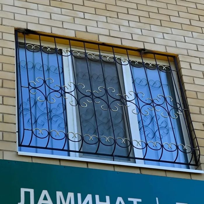 Решетки на окна казырьки оградки стоп малыш железные двери навес.