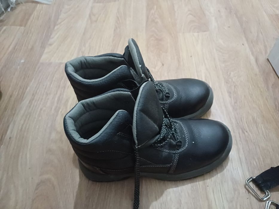 Спец одежда,, ботинки