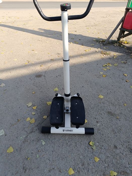 Продам триножор для ног