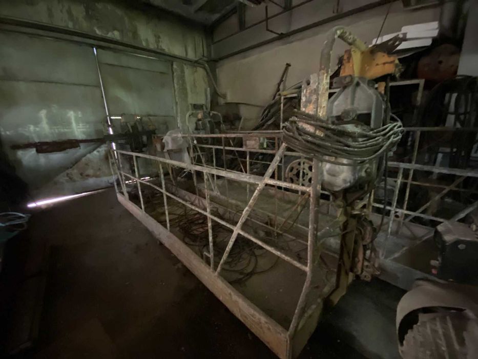 Фасадный подъемник, люлька электрическая