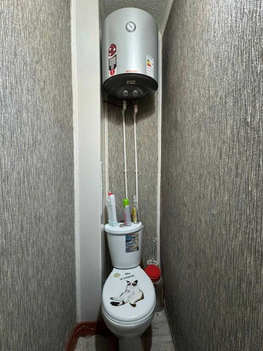 Продам 7 мкр на 1 этаже НЕ УГЛОВАЯ